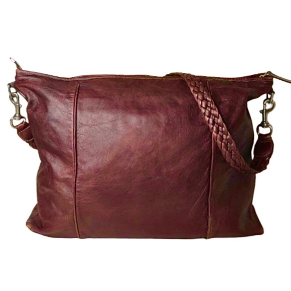 GUCCI SUPREME Burgundy Leather Carry-On Braided Crossbody Strap GUCCI DUST BAG - Picture 3 of 16